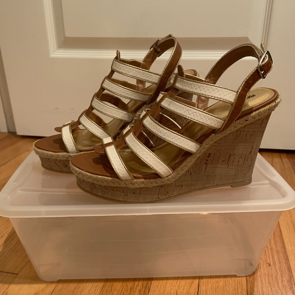 Mossimo wedge sandals